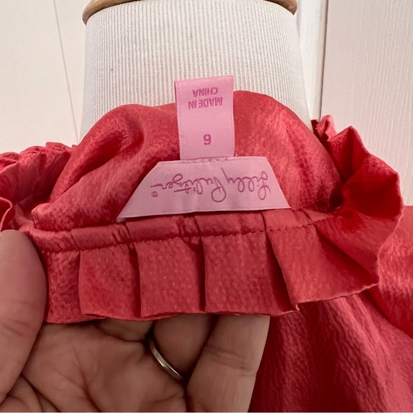 Lilly Pulitzer Silk Button Up H3 - Picture 4 of 5